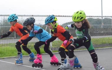 Patín Carrera: Curicó vibró con la primera fecha del Selectivo Regional Escolar en Santa Fe