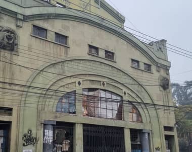 Adquisición del Teatro Victoria para depósito arqueológico genera diversas reacciones en Curicó
