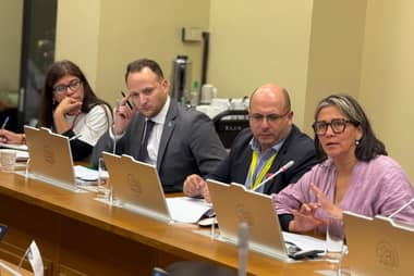 "Ley Diego" avanza en el Congreso: Comisión de Economía aprueba proyecto que busca regular el turismo aventura en Chile