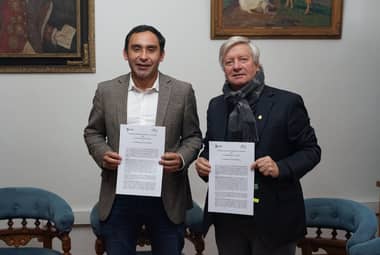 Curicó y Empedrado firman convenio para potenciar educación, cultura y turismo