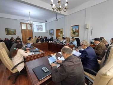 Concejo Municipal de Curicó desafía al alcalde y rechaza fondos para Salud