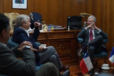 Curicó y Francia exploran vías de colaboración en visita protocolar de embajador Cyrille Rogeau