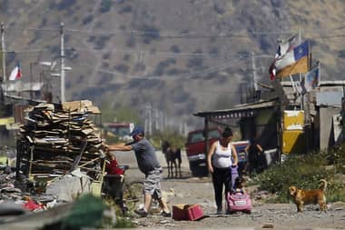 Nuevo método de medición eleva cifra de pobreza en Chile de 6,5% a 22,3%