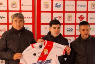 Emiliano Astorga asume la banca de Curicó Unido