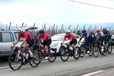 Circuito Ciclístico Solidario en Los Niches recauda más de $500 mil para deportista con problemas de salud