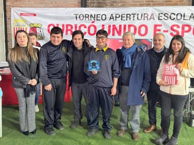 Escuela Palestina se corona campeona del torneo Curicó Unido E-Sport