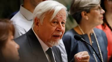 Roban maletín con computador personal del diputado Roberto Celedón en Santiago