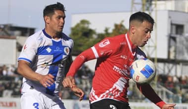 Curicó Unido en serios problemas tras caer ante D. Santa Cruz