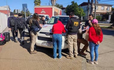 PDI realiza fiscalización de extranjeros en terminal de buses de Curicó