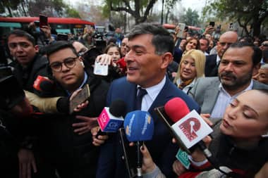 Franco Parisi inscribe su tercera candidatura presidencial arremetiendo contra el Presidente Boric