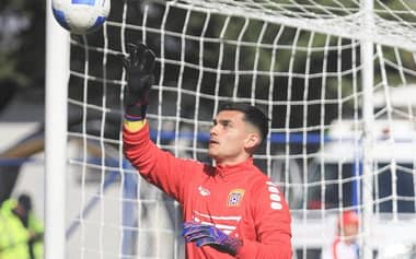 Thomas Vergara a detalles de renovar con Curicó Unido