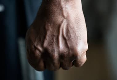 Hombre asesina a su vecino tras ataque de celos en Curicó