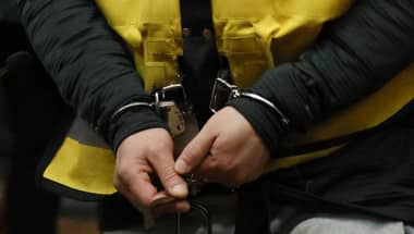 Hombre asesina a su vecino tras ataque de celos en Curicó