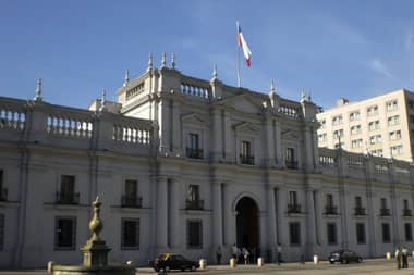Primer debate presidencial de 2025 se transmitirá por televisión abierta este miércoles