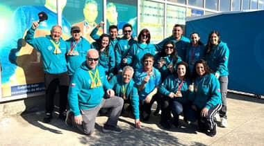 Club Tiburones de Curicó brilla en la Copa de la Araucanía con seis medallas de oro