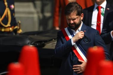 Presidente Boric viajará a Roma para reunirse con el papa León XIV