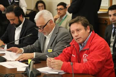 Gobernador Regional acude al Congreso para defender el presupuesto 2026