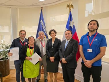 Diputado Donoso se reunió con ministra de Salud para comprometer proyecto de nuevo Hospital de Licantén