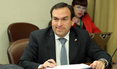 Diputado Felipe Donoso emplaza a Ministro de Hacienda por recorte presupuestario