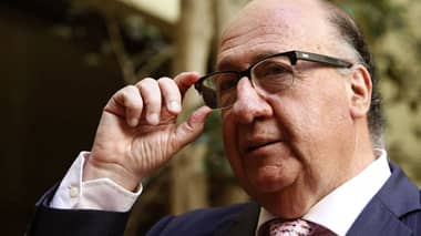 Exdiputado denuncia presuntos pagos irregulares en el Cementerio Municipal de Curicó