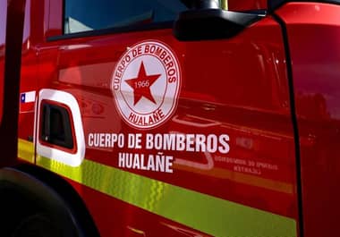 Alcaldesa de Hualañé detalló trabajo del municipio con Bomberos para implementar mejoras en su labor