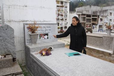 Familia denuncia uso ilegal de tumba en cementerio municipal, apuntando a exdirector Roberto García
