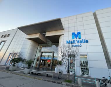 Mall Valle Curicó celebra su aniversario con Gran Venta Nocturna y Tributo a Los Vásquez