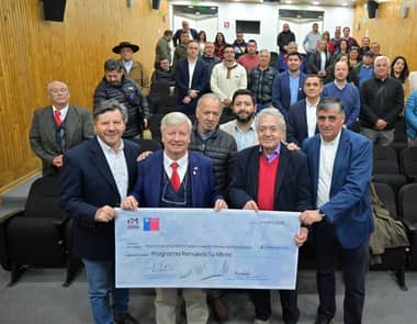 Programa "Renueva Tu Micro" entregó bonos a más de 92 empresarios del Maule