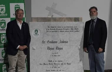 Cementerio Municipal de Curicó inaugura hitos históricos y rinde homenaje a exalcalde Emiliano Rojas