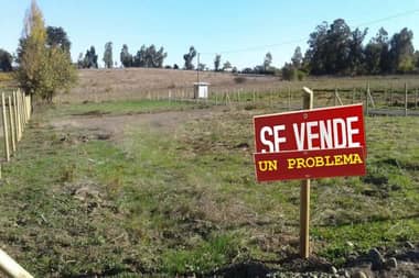 Denuncian engaños en compras de parcelaciones en sector Estero Seco de Rauco: Afectados aún no cuentan con electricidad