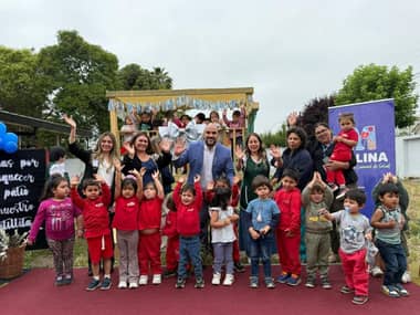 Municipio de Molina instala juegos infantiles en jardines de Lontué con apoyo del Minsal