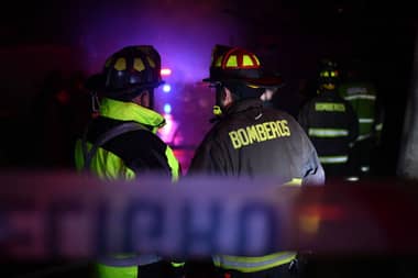 Constitución mantiene Alerta Roja por incendio forestal "San Antonio": 50 hectáreas afectadas y gran despliegue de brigadas