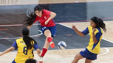 Curicanos(as) siguen luchando por avanzar en los Juegos Deportivos Escolares en Paraguay