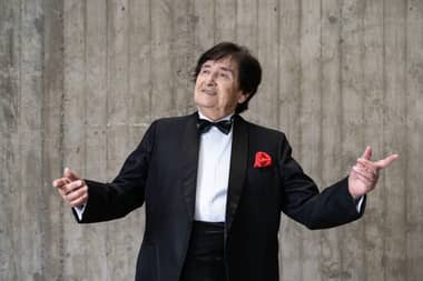 Nacido en Curicó: A los 94 años fallece Luis Alberto Martínez, la voz eterna de la bohemia porteña