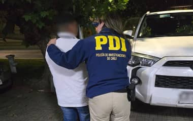 PDI de Curicó concreta detención de dos ciudadanos extranjeros para materializar su expulsión del país