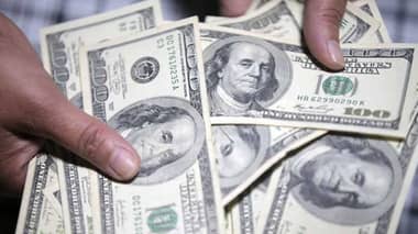 Dólar registra alza en jornada marcada por tensiones arancelarias y repunte del cobre