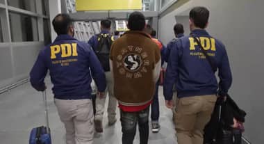 PDI concreta la expulsión de dos ciudadanos extranjeros y detecta irregularidades migratorias en Toma ilegal de Curicó