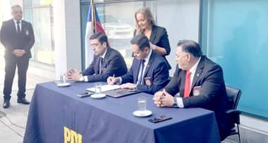 Eduardo Fariña Bustos asume la jefatura de la Prefectura Provincial de la PDI en Linares