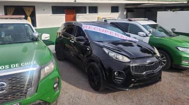 Recuperan vehículo robado y detienen a conductor en ruta a Los Queñes