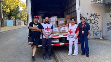 Cruz Roja de Curicó envía tres toneladas de ayuda a damnificados por incendios en el sur