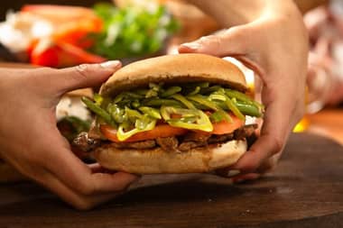 Día del Chacarero: Los cortes ideales y cómo preparar el sándwich chileno perfecto