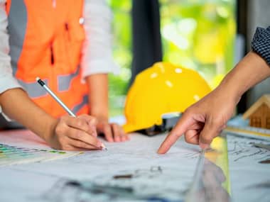 MOP abre puertas laborales: Sueldos sobre $3 millones disponibles en Santiago y regiones