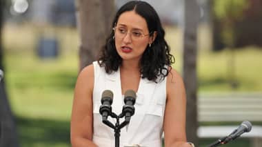 Alcaldesa de Lo Espejo denuncia oferta de $100 millones por asesinarla