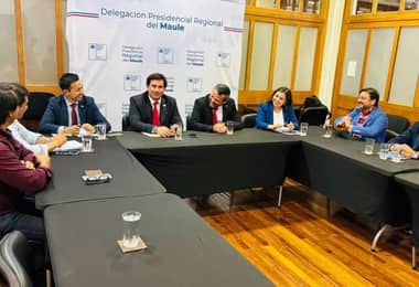 AMUR Maule y delegado presidencial establecen mesa de trabajo conjunta en ayuda de la comunidad