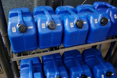 Con abstenciones y rechazos de la izquierda: Cámara aprueba proyecto que congela precio de la parafina