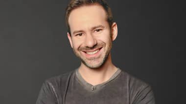 Dueño de OnlyFans Leo Radvinsky murió a los 43 años tras batalla contra el cáncer