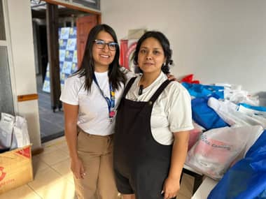 Exitosa campaña solidaria logra entregar 200 listas escolares a niños vulnerables de Curicó