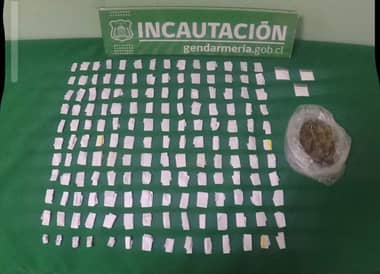 Gendarmería frustra ingreso de más de 300 envoltorios de droga y celulares lanzados hacia la cárcel de Curicó