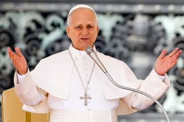 Papa León XIV pide cese al fuego y diálogo en Oriente Medio