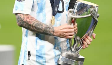 Catar suspende competiciones de fútbol por tensión en Medio Oriente